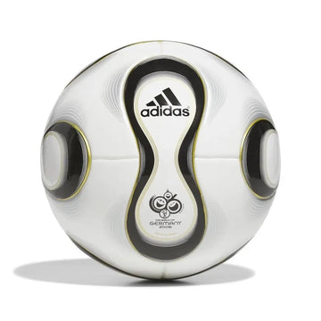 ADIDAS FOOTBALL TEAMGEIST - WHITE/BLACK/GOLD METALLIC LIMITED EDITION